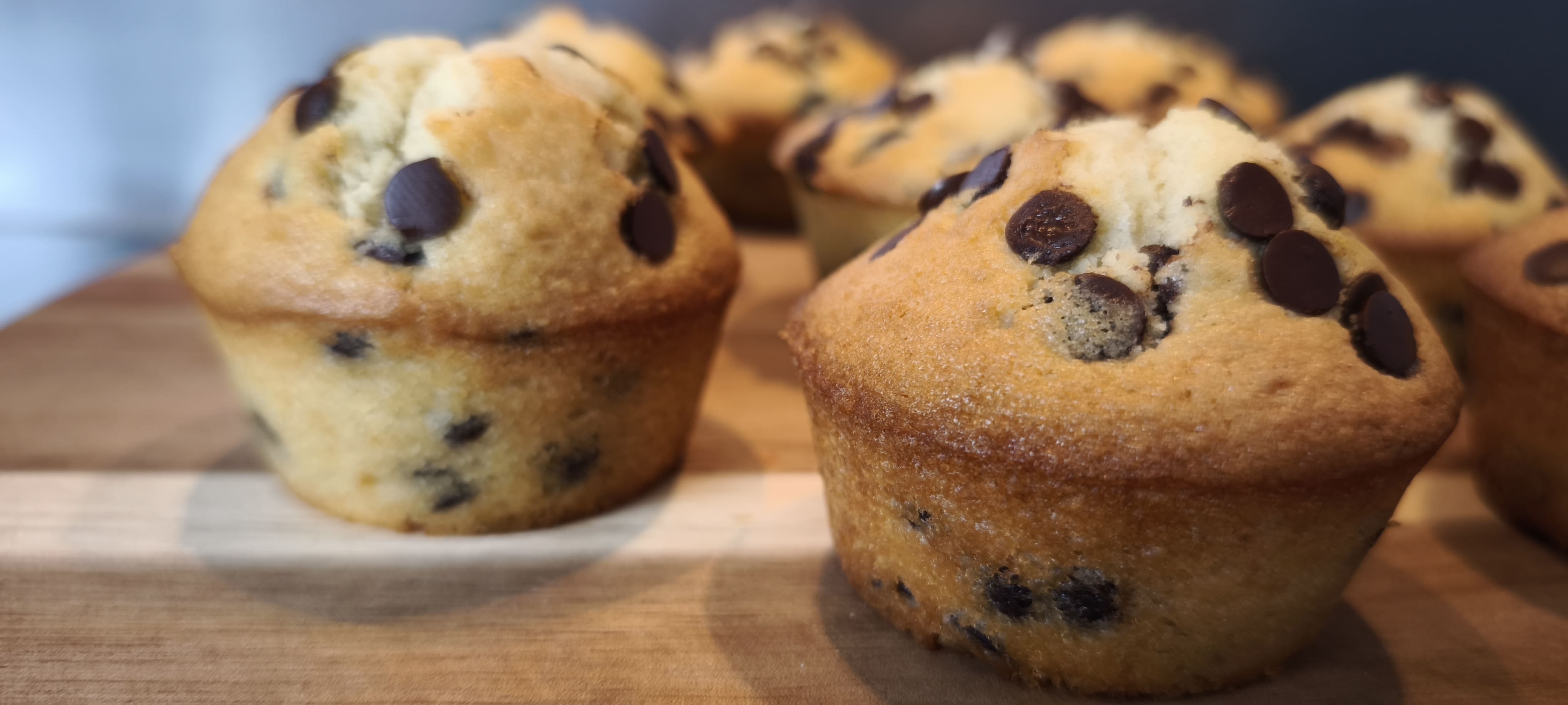 Muffins aux Pépites de Chocolat, Cuisson rapide, texture fondante – Les